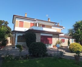 RIF:A407 PORZIONE DI VILLA - SUL MARE - RESIDENCE VIGNA LUISA